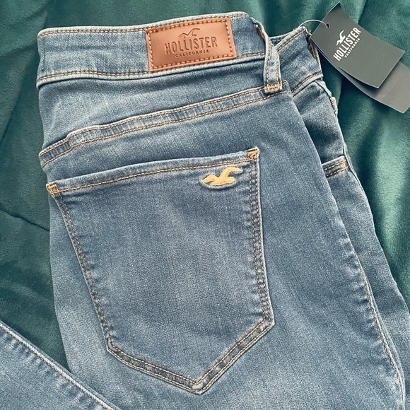 Hollister bootcut jeans. NWT - Picture 4 of 7